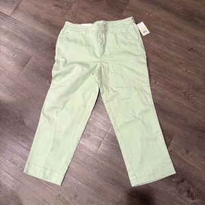 Women’s A New Day Light Sage Cropped Pants 14R
